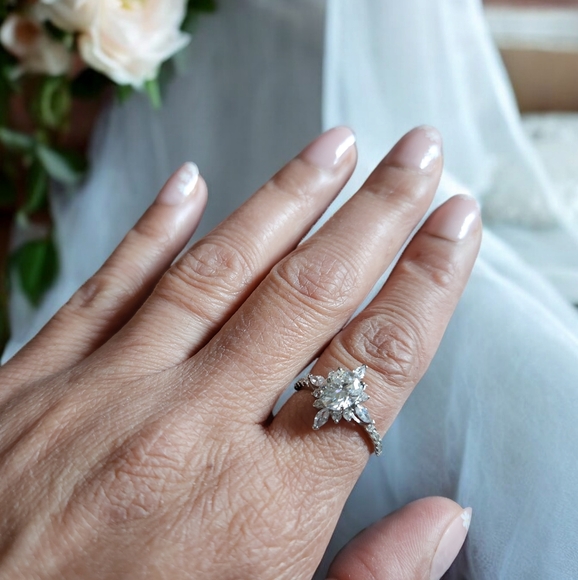 MOI|GLAM Moissanite Diamond Goddess Ring - Picture 3 of 10